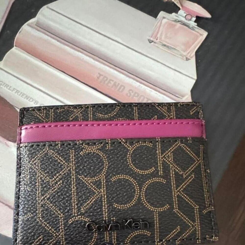 Slim card holder with calvin - Picture 1 of 3